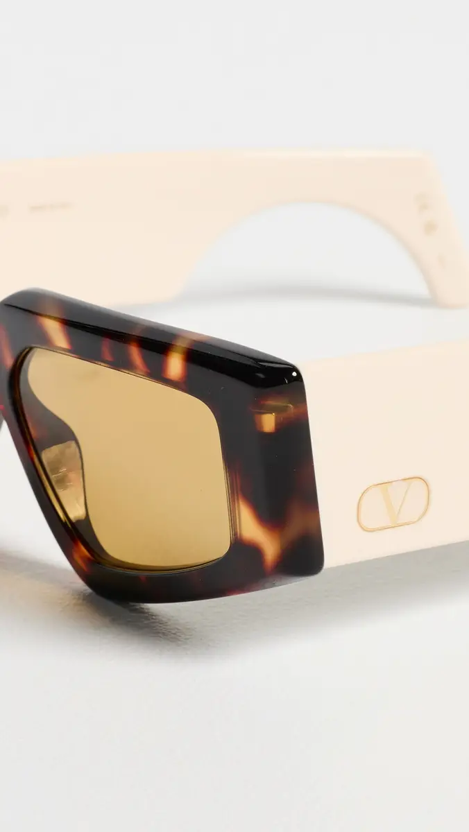 Valentino Ultra Vintage Sunglasses | Thumbnail 5 Valentino Ultra Vintage Sunglasses | Thumbnail 5