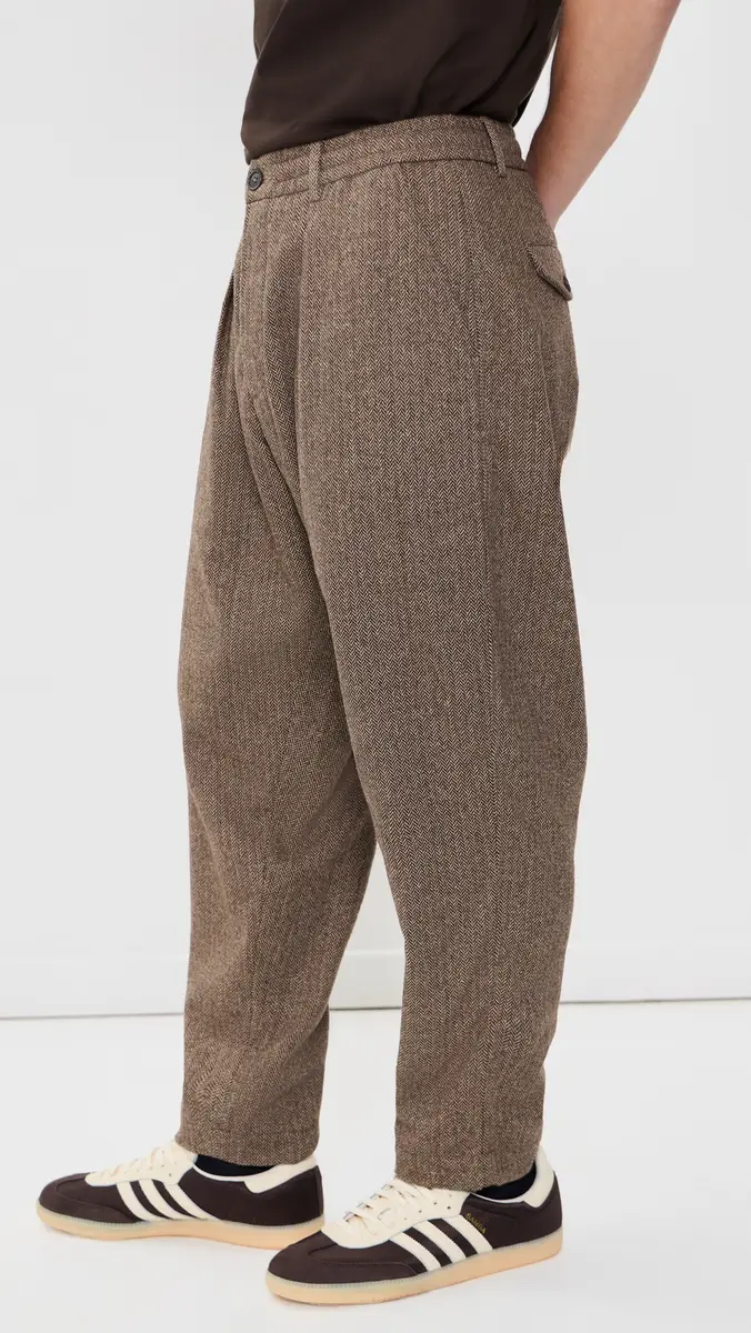 UNIVERSAL WORKS Wool Herringbone Pleated Track Pants | Thumbnail 4 UNIVERSAL WORKS Wool Herringbone Pleated Track Pants | Thumbnail 4