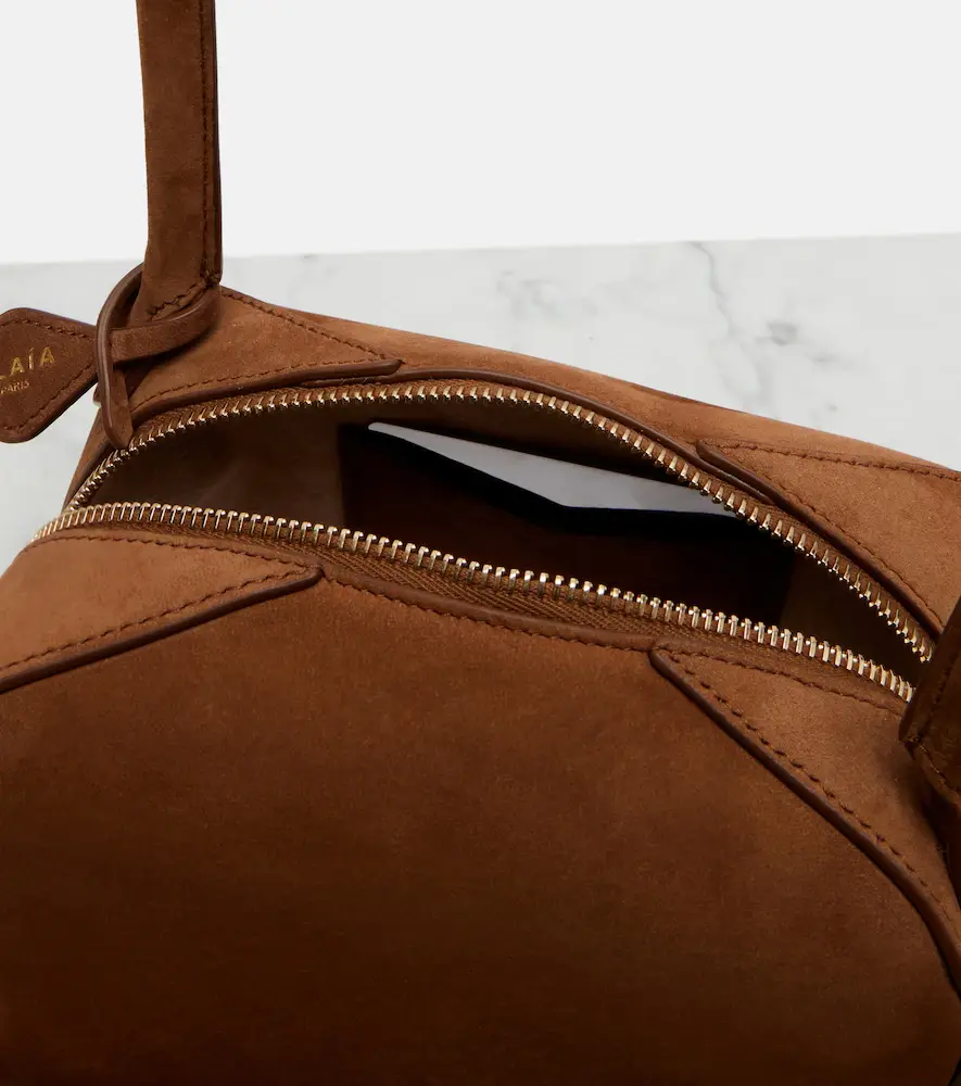 Alaïa Alaïa Le Bouledouge suede shoulder bag | Thumbnail 3 Alaïa Alaïa Le Bouledouge suede shoulder bag | Thumbnail 3
