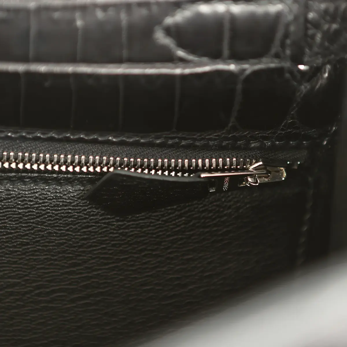 HERMÈS Pre-owned Hermes Kelly Retourne 28 Black Matte Niloticus Crocodile Palladium Hardware | Thumbnail 9