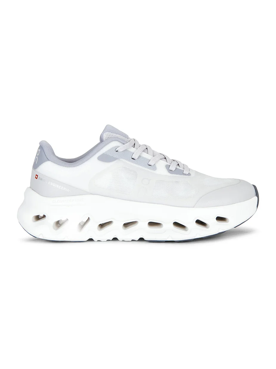 ON Cloudtilt Remix Sneaker