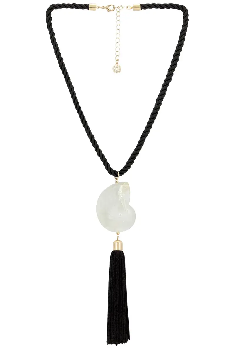 8 Other Reasons Bold Shell Pendant And Long Tassel Accent Statement Necklace