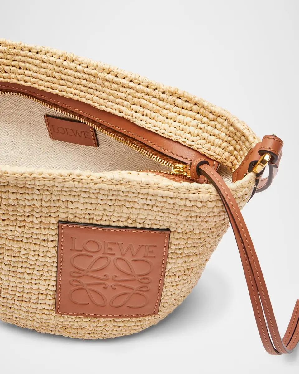 Loewe x Paula's Ibiza Pochette Medium Raffia Crossbody Bag | Thumbnail 4