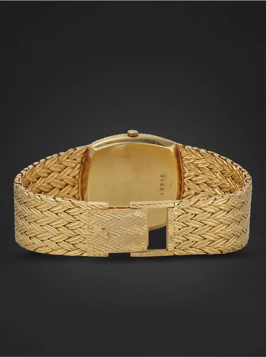 Stephanie Windsor Audemars Piguet Vintage 1970s Giant Cobra Hand-Wound 32mm 18-Karat Gold Watch, ref. 94641 (Fits up to 7.5'' wrist) - Men | Thumbnail 4 Stephanie Windsor Audemars Piguet Vintage 1970s Giant Cobra Hand-Wound 32mm 18-Karat Gold Watch, ref. 94641 (Fits up to 7.5'' wrist) - Men | Thumbnail 4