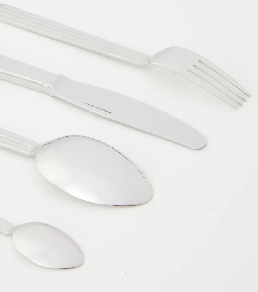 Georg Jensen Bernadotte 16-piece cutlery set by Sigvard Bernadotte | Thumbnail 3 Georg Jensen Bernadotte 16-piece cutlery set by Sigvard Bernadotte | Thumbnail 3