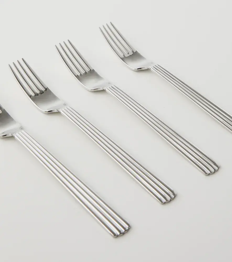 Georg Jensen Bernadotte 16-piece cutlery set by Sigvard Bernadotte | Thumbnail 6 Georg Jensen Bernadotte 16-piece cutlery set by Sigvard Bernadotte | Thumbnail 6