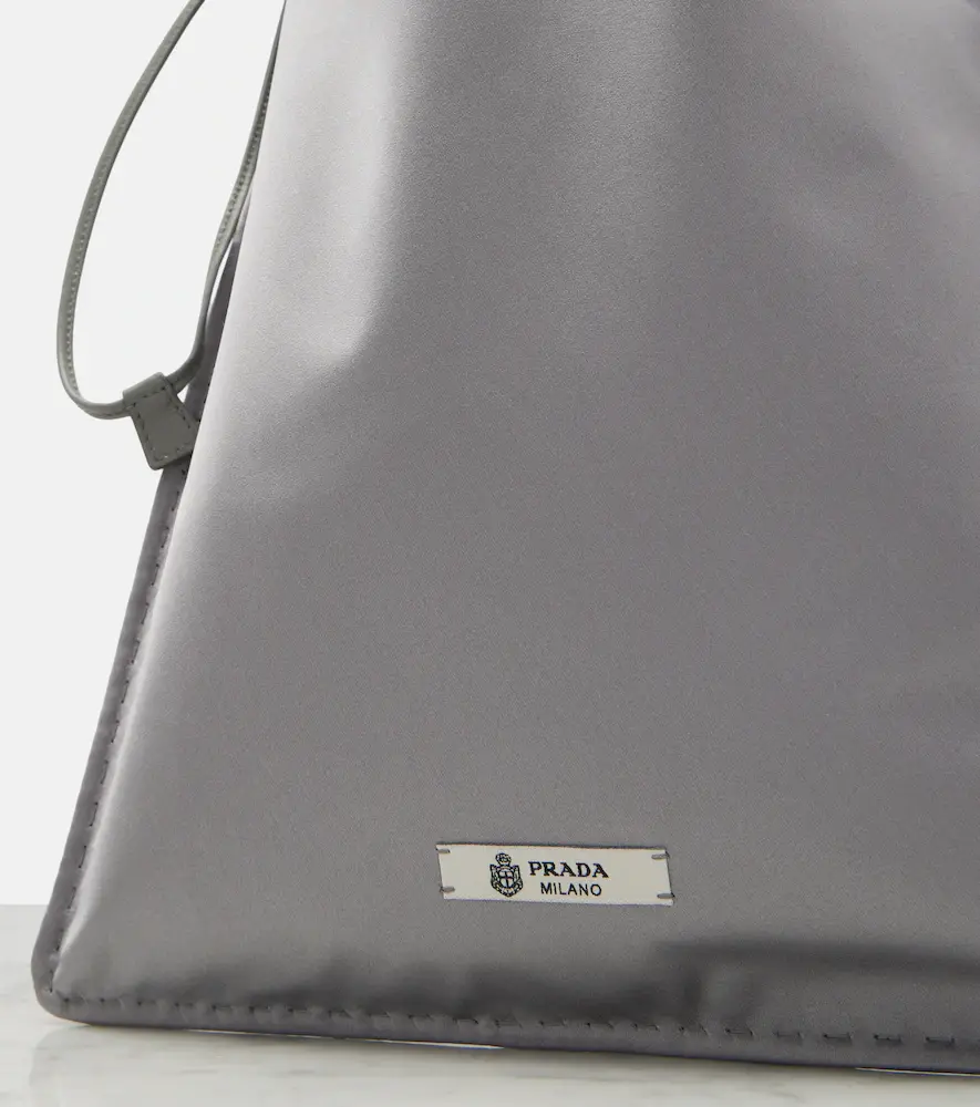 Prada Wish satin pouch | Thumbnail 4 Prada Wish satin pouch | Thumbnail 4