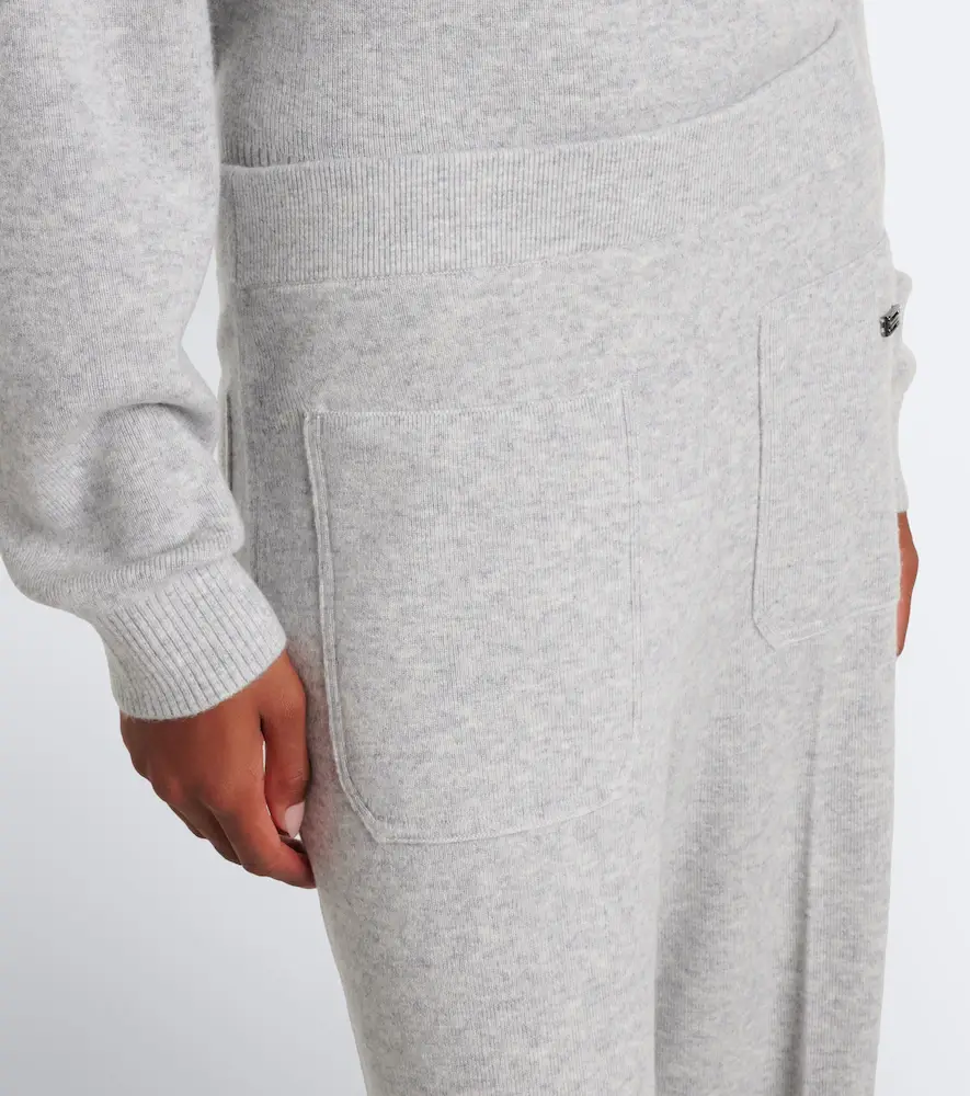 Victoria Beckham Wool and cashmere wide-leg pants | Thumbnail 5 Victoria Beckham Wool and cashmere wide-leg pants | Thumbnail 5