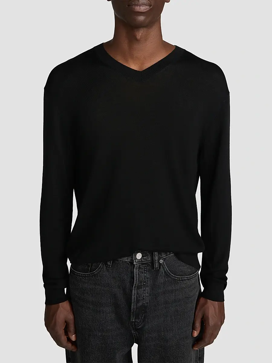 Frame Men's Fine Gauge Wool-Cashmere V-Neck Sweater | Thumbnail 3