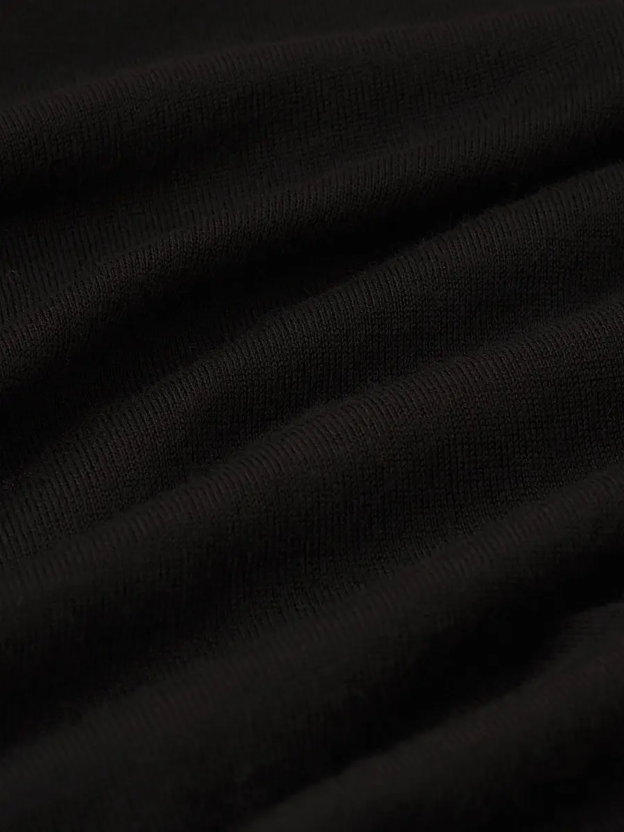 Frame Men's Fine Gauge Wool-Cashmere V-Neck Sweater | Thumbnail 8