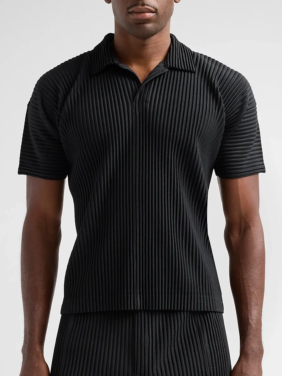 Homme Plissé Issey Miyake Men Pleated Knit Polo Shirt | Thumbnail 5