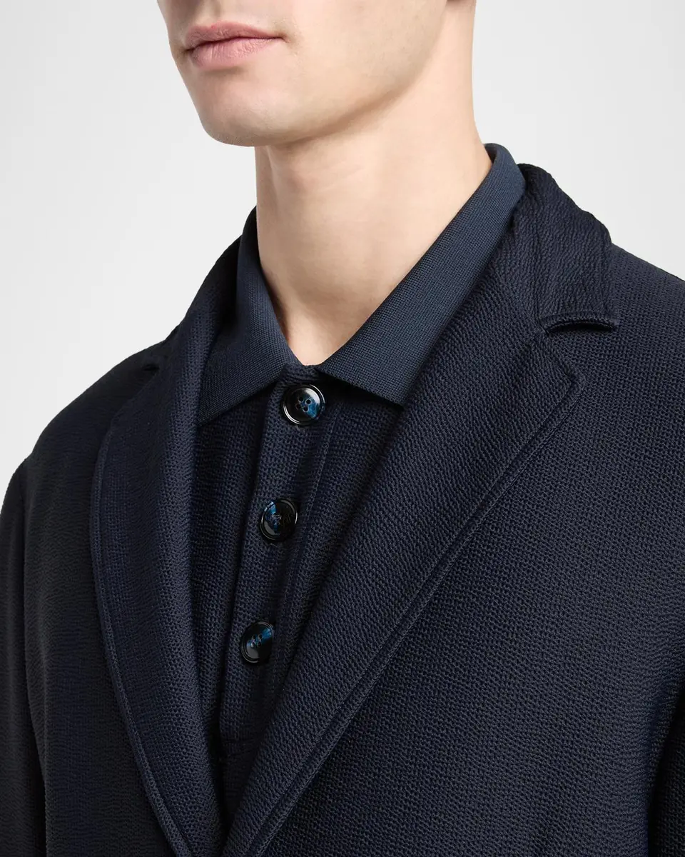 Giorgio Armani Men's Seersucker Single-Breasted Sport Coat | Thumbnail 5 Giorgio Armani Men's Seersucker Single-Breasted Sport Coat | Thumbnail 5