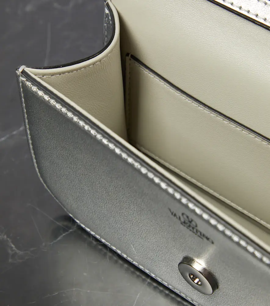 Valentino Garavani Locò Small metallic leather shoulder bag | Thumbnail 6