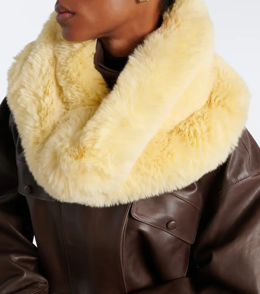 The Frankie Shop Ginevra snood | Thumbnail 2 The Frankie Shop Ginevra snood | Thumbnail 2