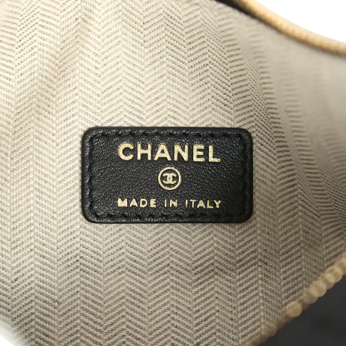 Chanel Chanel Top Handle Soft Hobo with Chain Black Lambskin Gold Hardware | Thumbnail 10 Chanel Chanel Top Handle Soft Hobo with Chain Black Lambskin Gold Hardware | Thumbnail 10