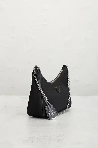 Prada Re-Edition 2005 Re-Nylon Shoulder Bag | Thumbnail 4 Prada Re-Edition 2005 Re-Nylon Shoulder Bag | Thumbnail 4
