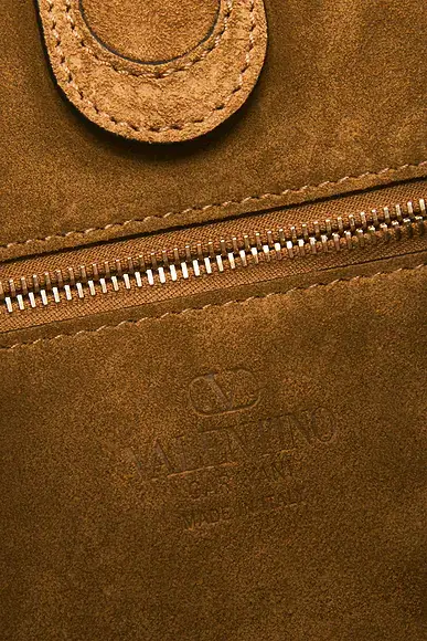 Valentino Garavani Rockstud Small Tote Bag | Thumbnail 6 Valentino Garavani Rockstud Small Tote Bag | Thumbnail 6