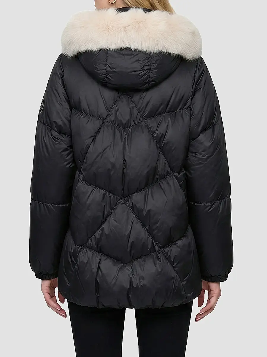 Gorski Women's Apres-Ski Parka with Horizontal Sleeves and Detachable Lamb Hood Trim | Thumbnail 5 Gorski Women's Apres-Ski Parka with Horizontal Sleeves and Detachable Lamb Hood Trim | Thumbnail 5
