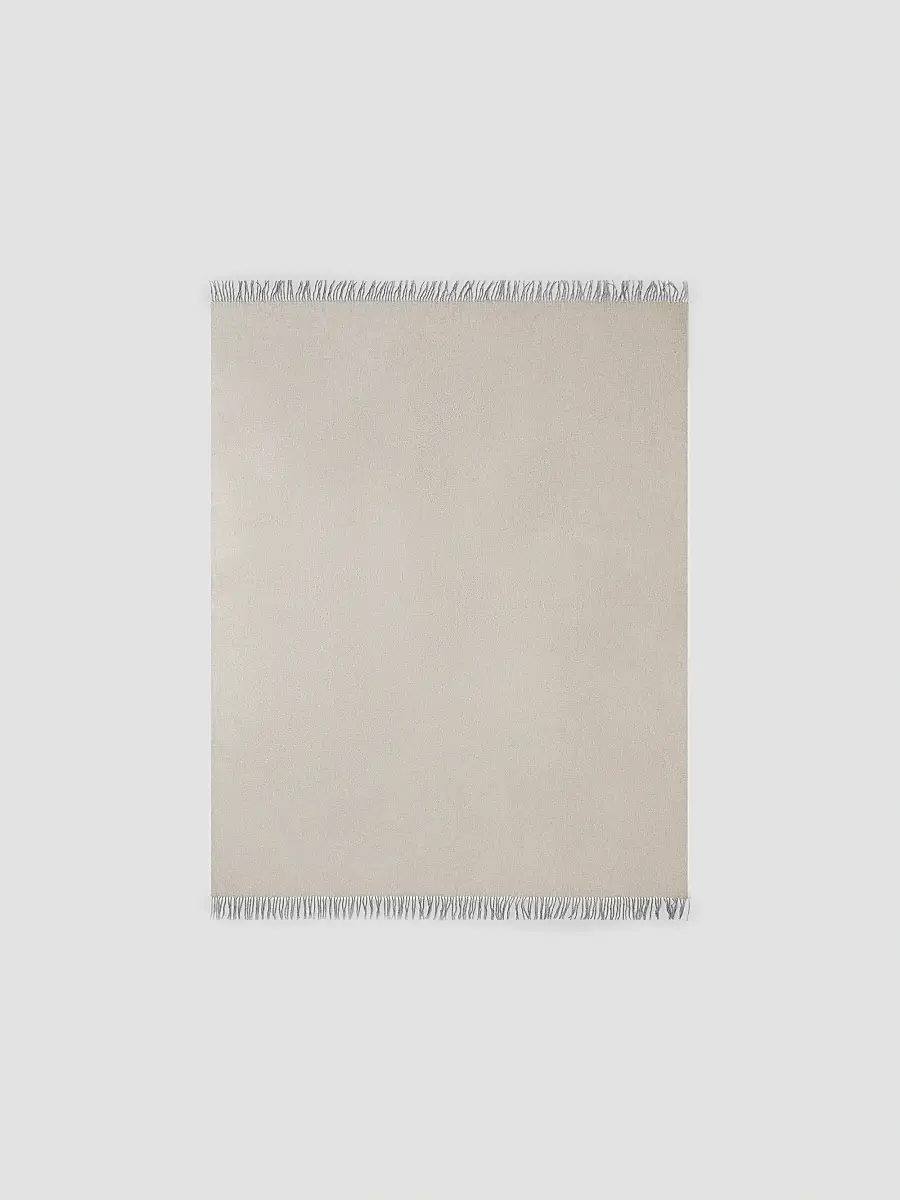 Brunello Cucinelli Two-Tone Silk Double Cloth Throw with Fringe - Beige | Thumbnail 2 Brunello Cucinelli Two-Tone Silk Double Cloth Throw with Fringe - Beige | Thumbnail 2