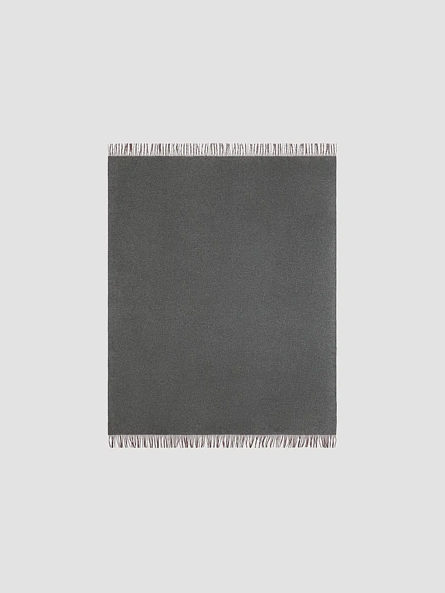 Brunello Cucinelli Two-Tone Cashmere Double Cloth Lightweight Throw | Thumbnail 4 Brunello Cucinelli Two-Tone Cashmere Double Cloth Lightweight Throw | Thumbnail 4