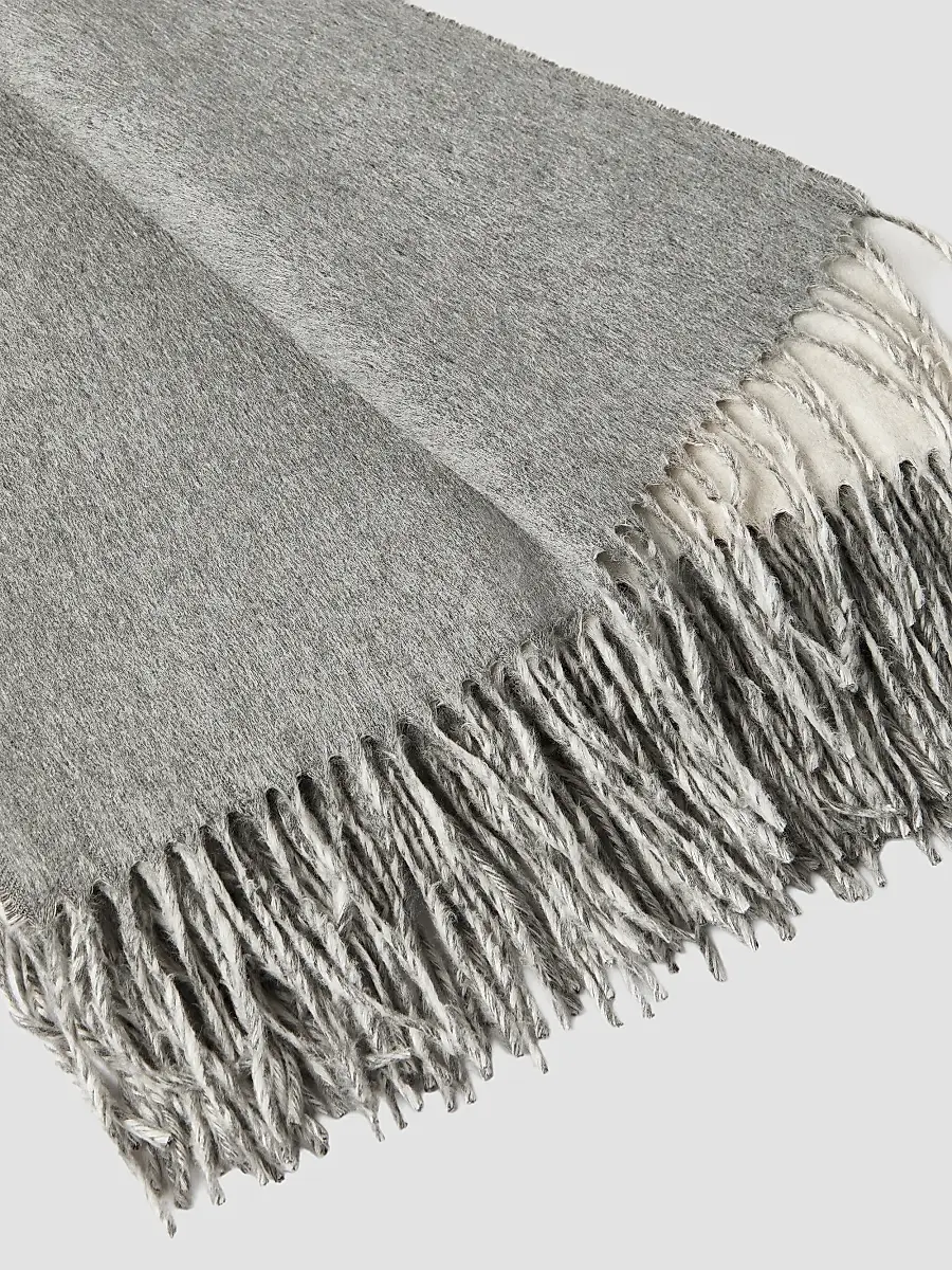 Brunello Cucinelli Two-Tone Silk Double Cloth Throw with Fringe - White | Thumbnail 3
