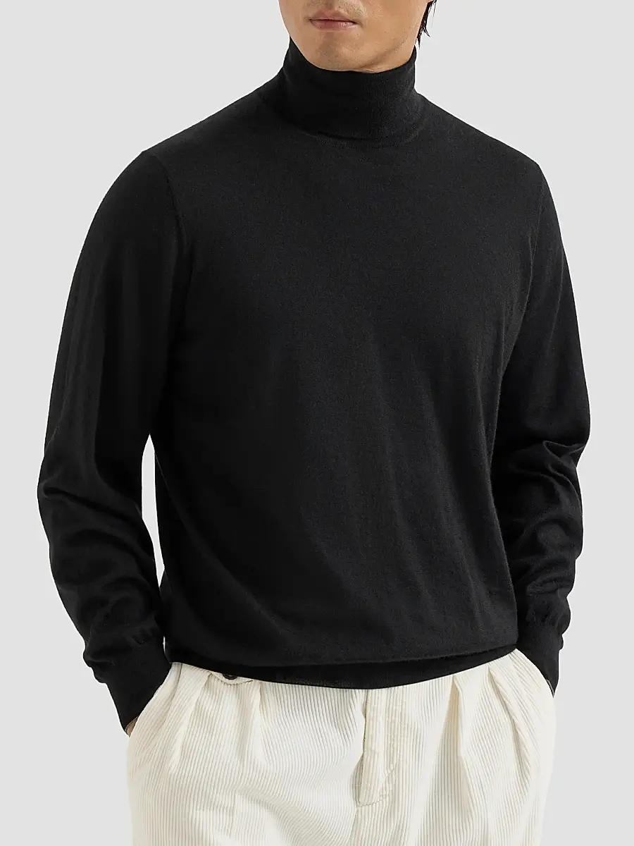 Brunello Cucinelli Men's Cashmere and Silk Lightweight Turtleneck Sweater | Thumbnail 3 Brunello Cucinelli Men's Cashmere and Silk Lightweight Turtleneck Sweater | Thumbnail 3