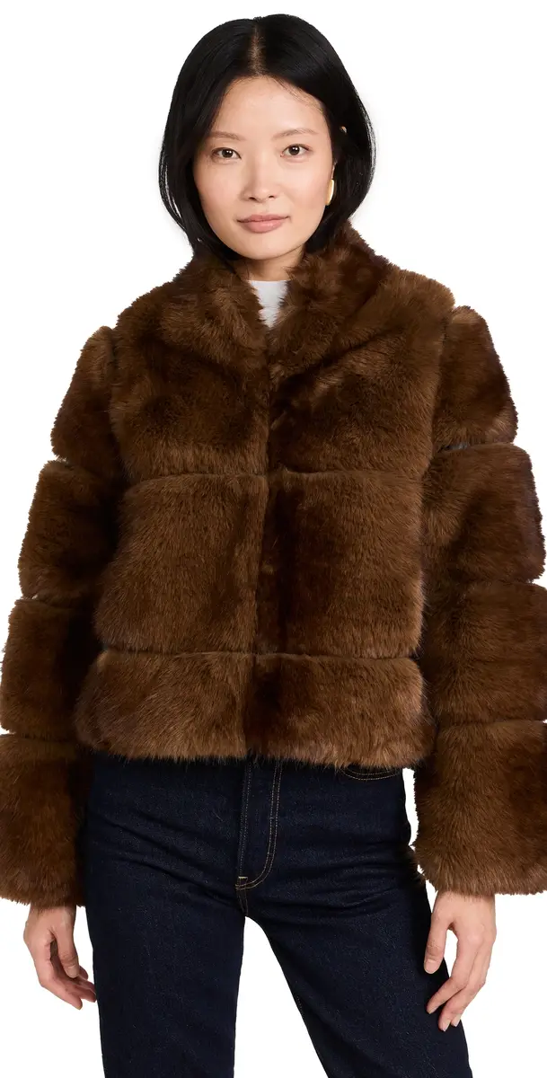 Apparis ai Short Coat Mink | Image 1 Apparis ai Short Coat Mink | Image 1