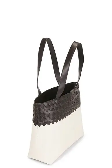 Bottega Veneta Small Zipped Tote Canvas Bonded Intr. 15 Avenue | Thumbnail 4 Bottega Veneta Small Zipped Tote Canvas Bonded Intr. 15 Avenue | Thumbnail 4