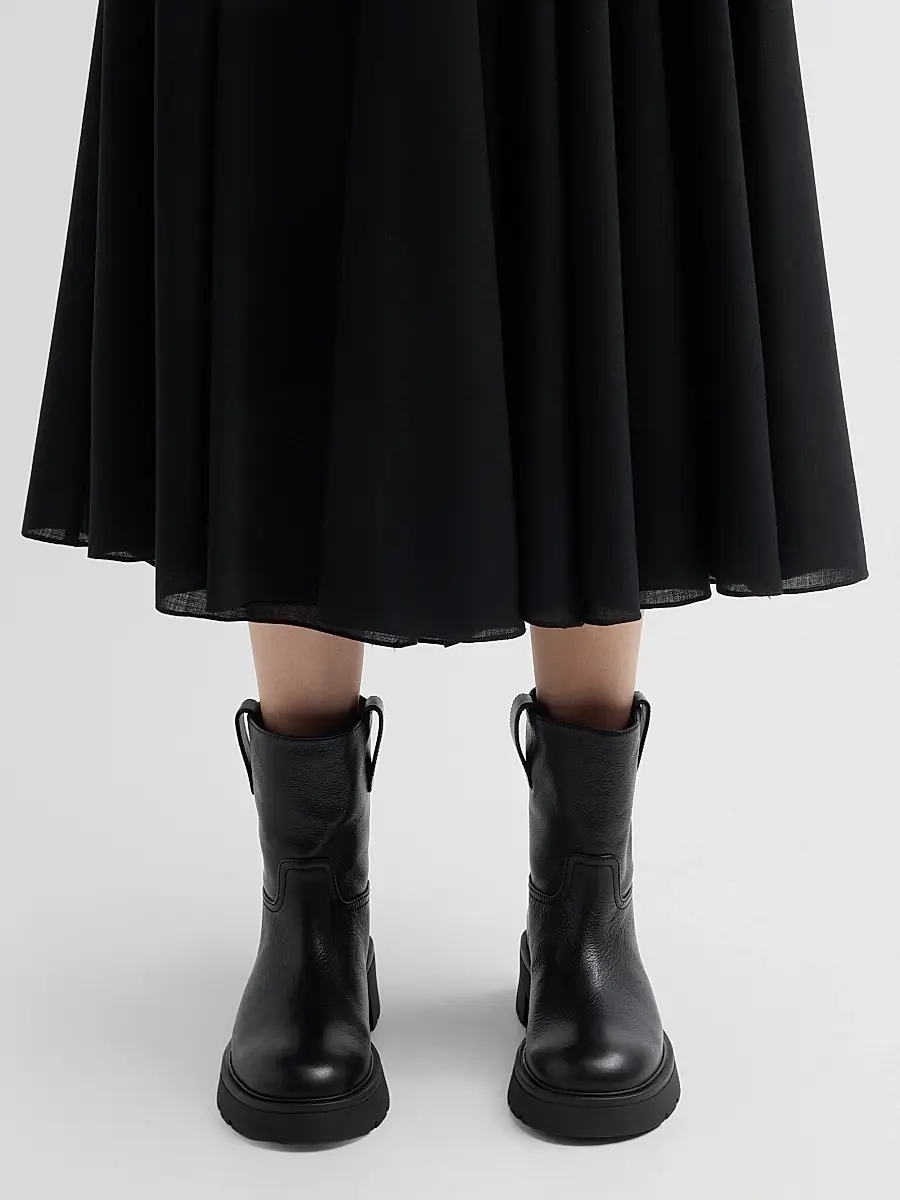 Stuart Weitzman Women's Ren Leather Lug Sole Boots | Thumbnail 2