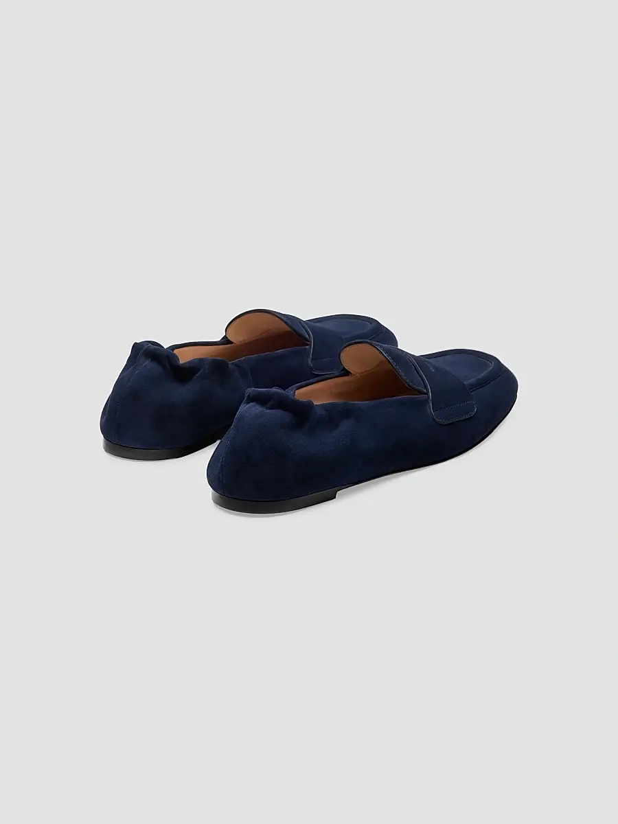 Stuart Weitzman Women's Bryant Elasticized-Back Suede Loafers | Thumbnail 3 Stuart Weitzman Women's Bryant Elasticized-Back Suede Loafers | Thumbnail 3
