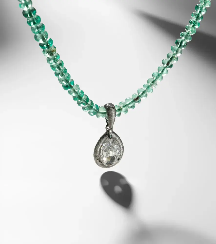 Kamyen 18kt black gold choker with emeralds and diamonds | Thumbnail 6 Kamyen 18kt black gold choker with emeralds and diamonds | Thumbnail 6