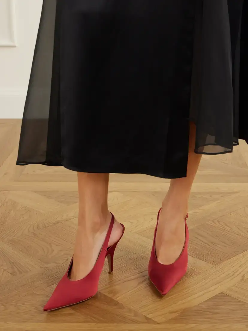 Gianvito Rossi Sofia 95 Logo-detailed Satin Slingback Pumps | Thumbnail 2 Gianvito Rossi Sofia 95 Logo-detailed Satin Slingback Pumps | Thumbnail 2