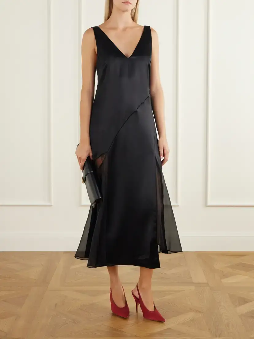 Gianvito Rossi Sofia 95 Logo-detailed Satin Slingback Pumps | Thumbnail 4 Gianvito Rossi Sofia 95 Logo-detailed Satin Slingback Pumps | Thumbnail 4