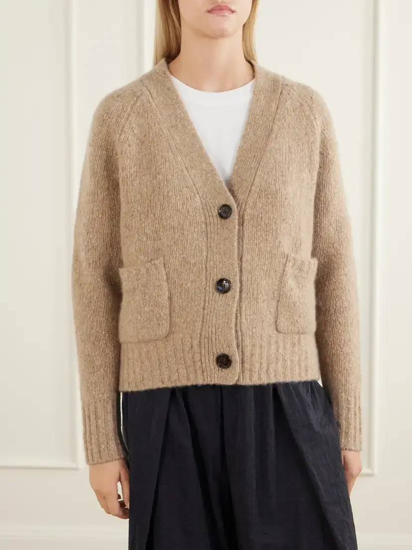 Allude V-neck Cashmere Cardigan | Thumbnail 3 Allude V-neck Cashmere Cardigan | Thumbnail 3