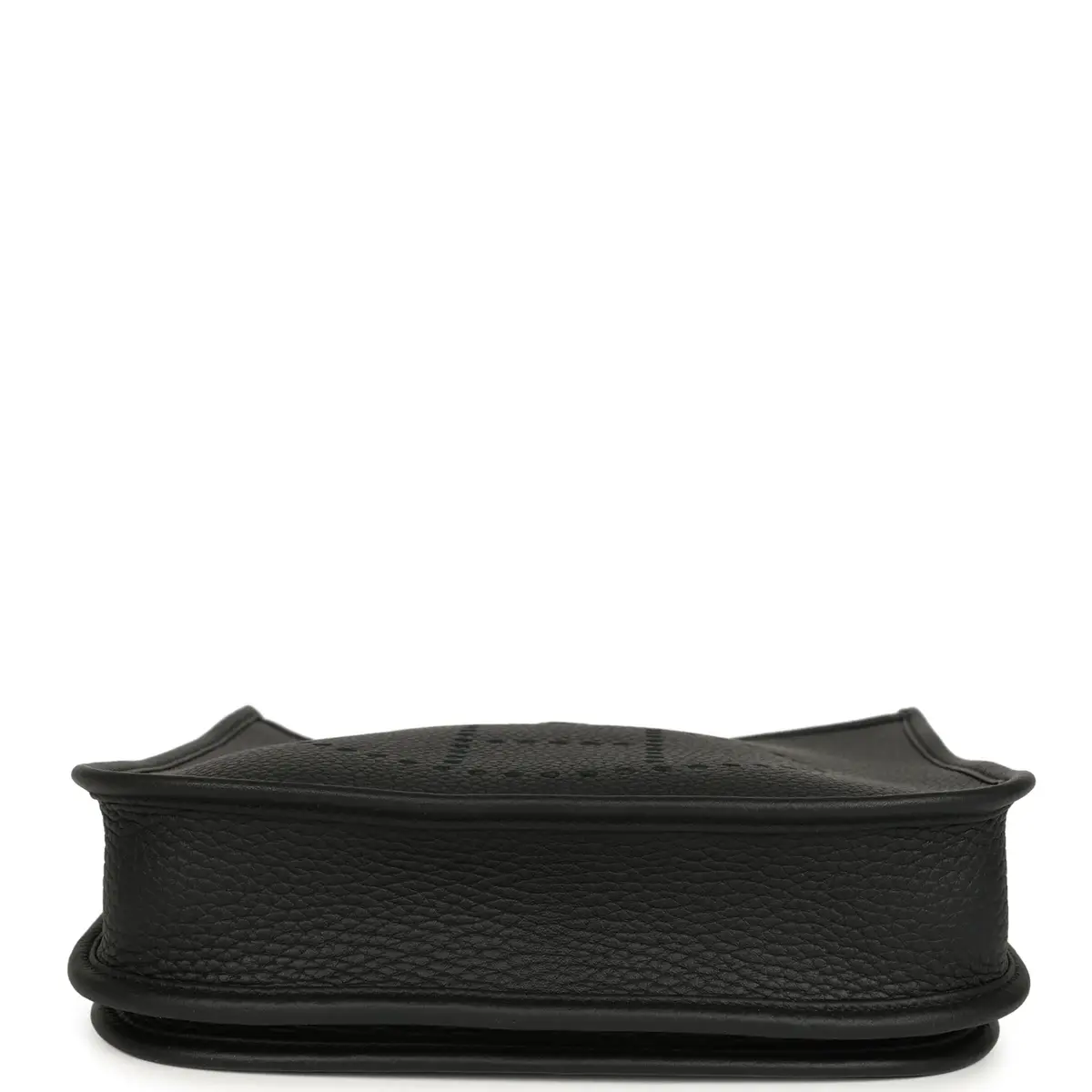 HERMÈS Hermes Evelyne 23 Black Clemence Gold Hardware | Thumbnail 6 HERMÈS Hermes Evelyne 23 Black Clemence Gold Hardware | Thumbnail 6