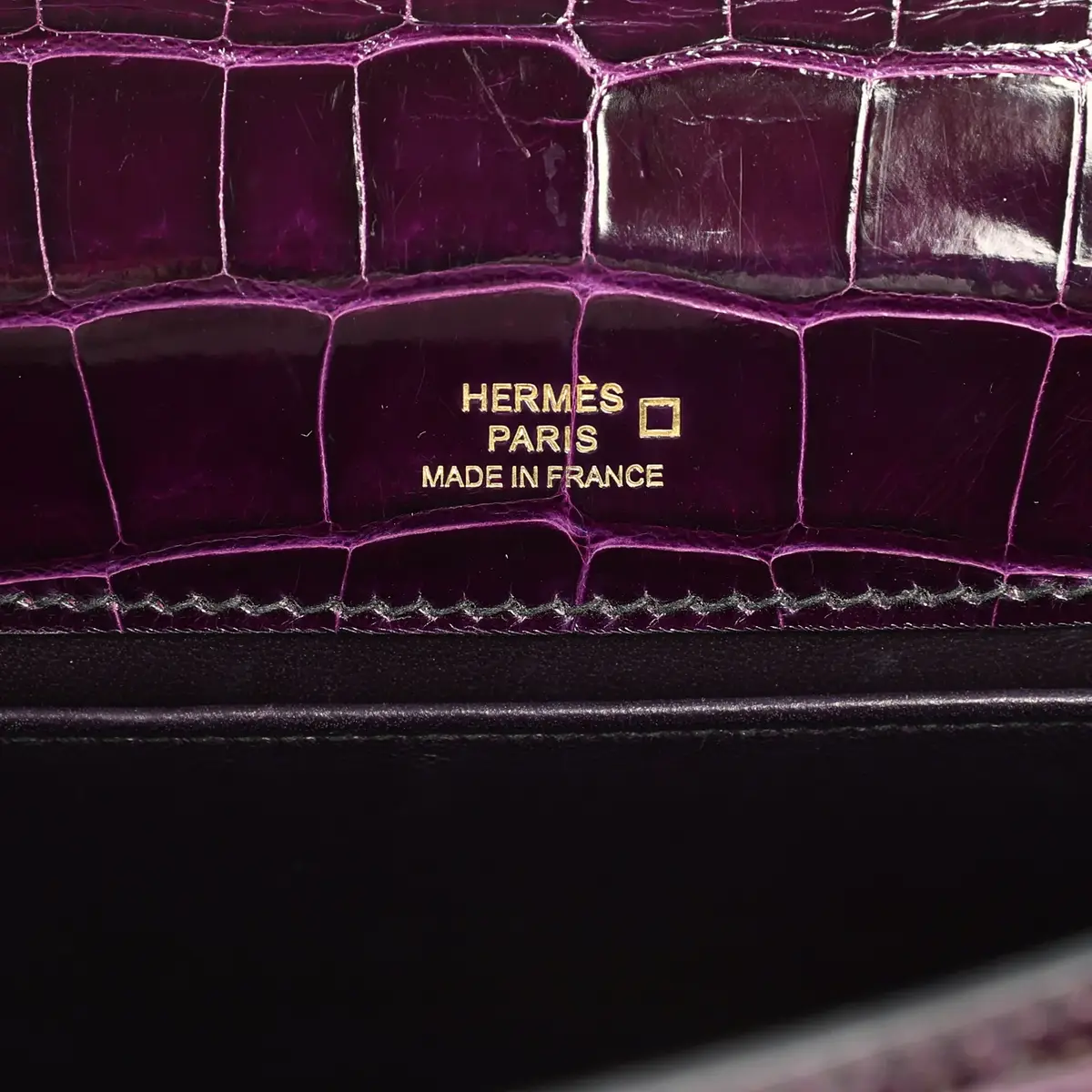 HERMÈS Pre-owned Hermes Kelly Pochette Aubergine Shiny Alligator Mississippiensis Gold Hardware | Thumbnail 7