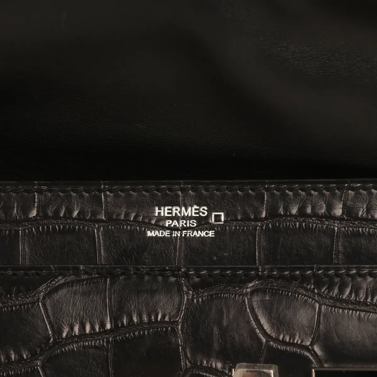HERMÈS Pre-owned Hermes Verrou Clutch Black Matte Alligator Mississippiensis Palladium Hardware | Thumbnail 7 HERMÈS Pre-owned Hermes Verrou Clutch Black Matte Alligator Mississippiensis Palladium Hardware | Thumbnail 7