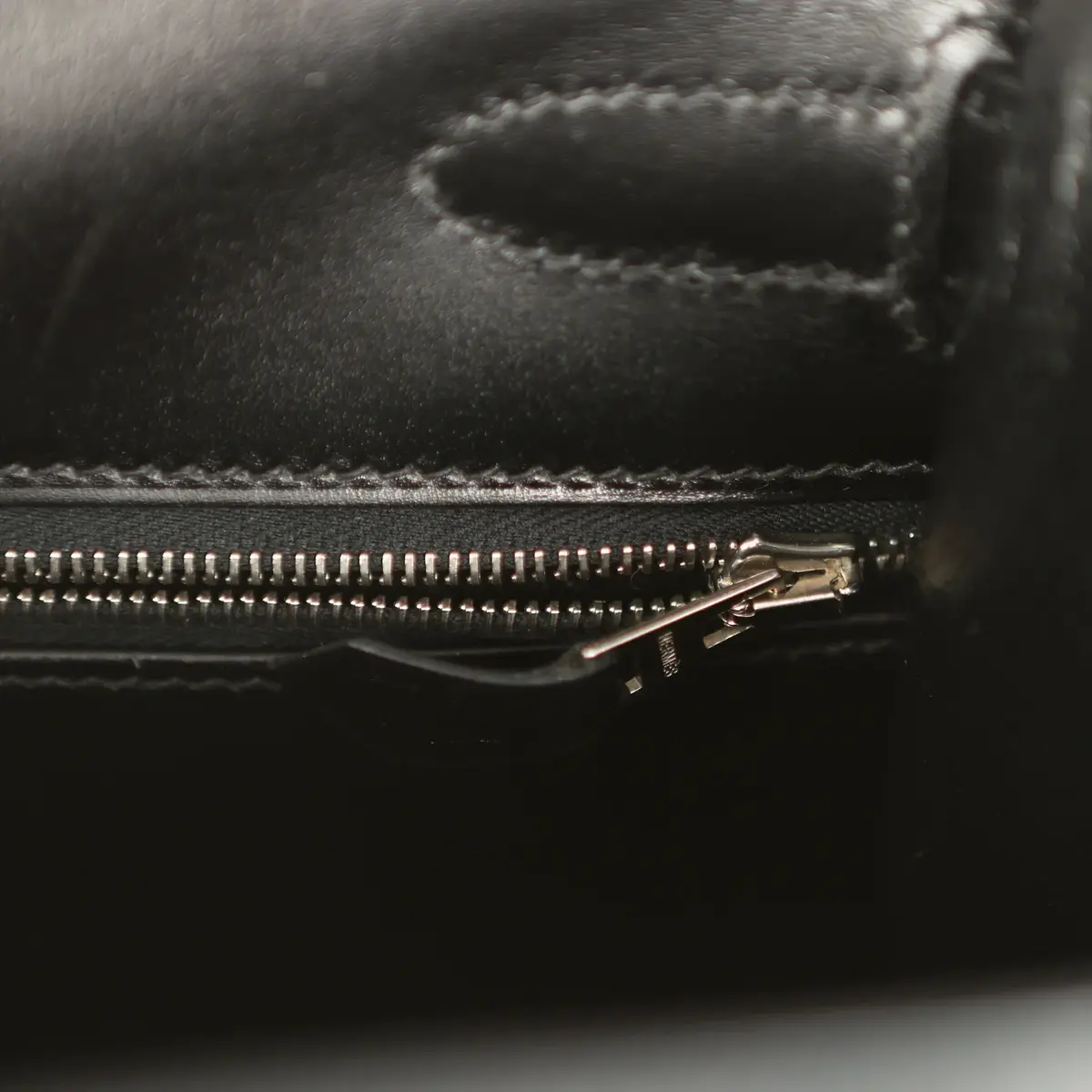 HERMÈS Vintage Hermes Kelly Sellier 32 Black Box Palladium Hardware | Thumbnail 9