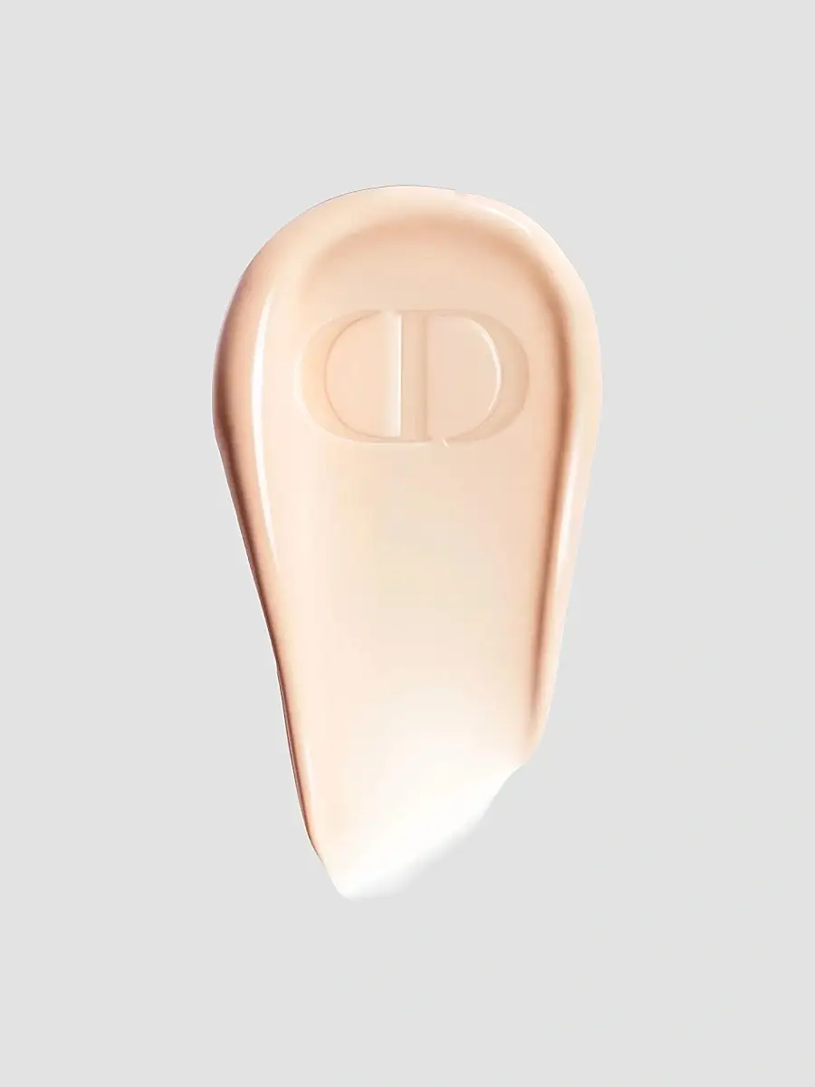 Dior Forever Skin Veil SPF 25 | Thumbnail 2