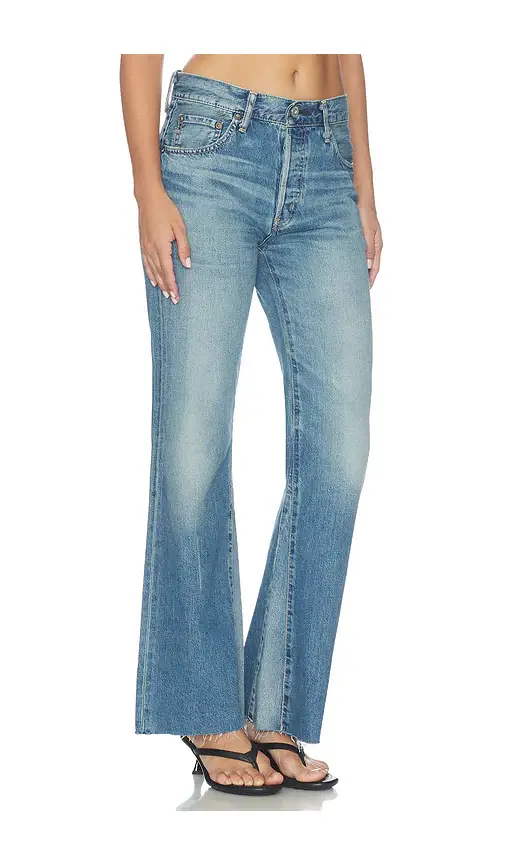 Moussy Vintage Asheville Remake Flare Jeans | Thumbnail 2 Moussy Vintage Asheville Remake Flare Jeans | Thumbnail 2