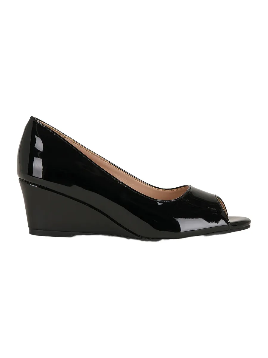 Open Toe Wedge Sandal