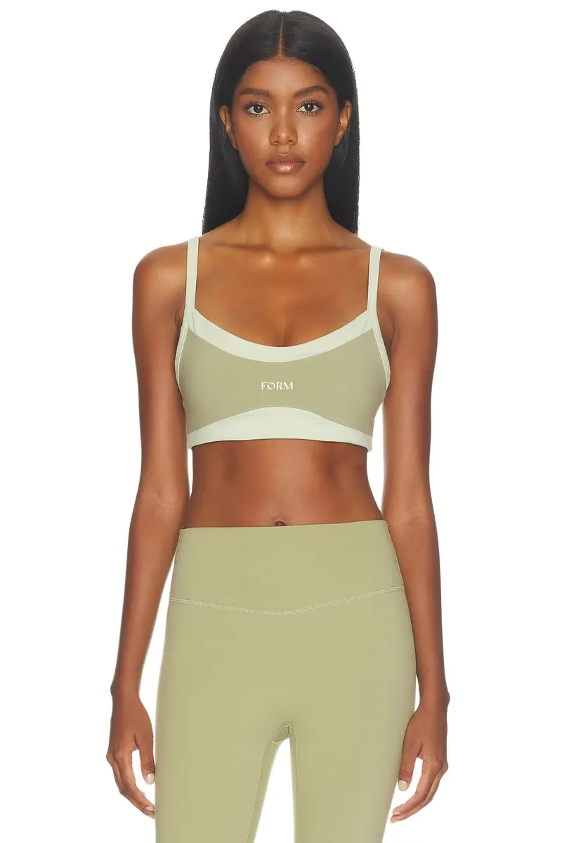 Scoop Contrast Sports Bra