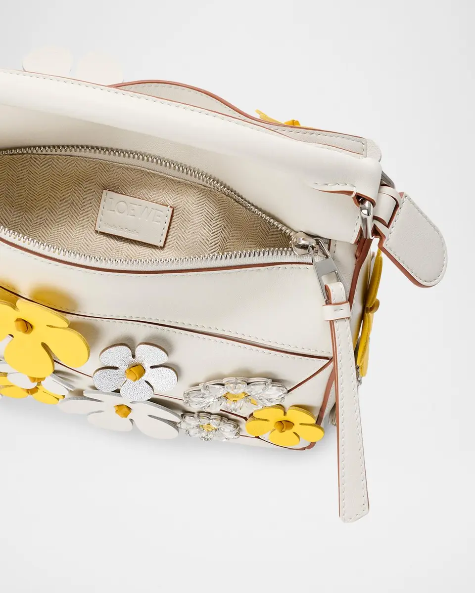 Loewe x Paula's Ibiza Puzzle Daisy Top-Handle Bag in Leather | Thumbnail 4
