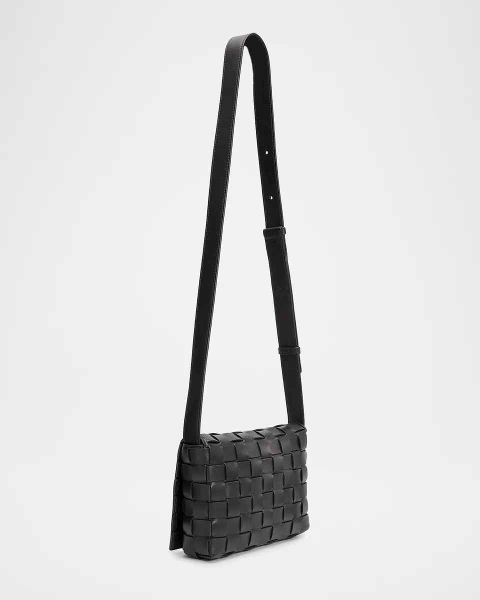 Bottega Veneta Men's Intrecciato Leather Messenger Bag | Thumbnail 3 Bottega Veneta Men's Intrecciato Leather Messenger Bag | Thumbnail 3
