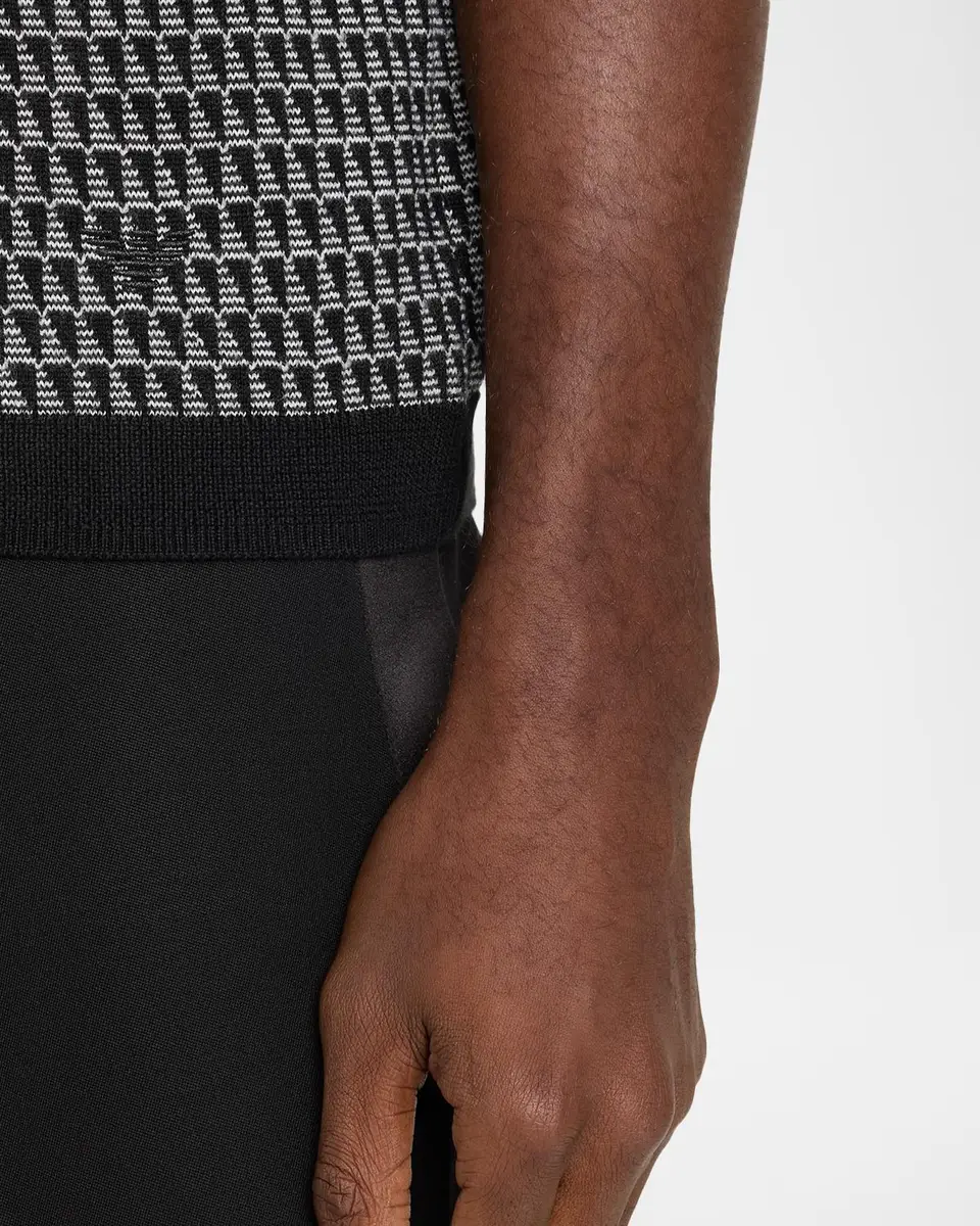 Emporio Armani Men's Jacquard Short-Sleeve Sweater | Thumbnail 5