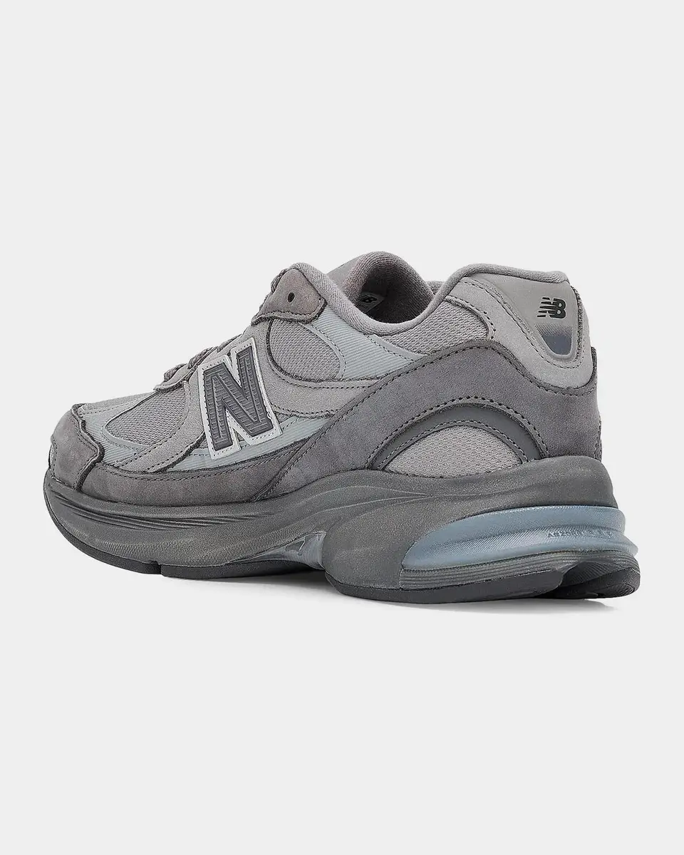 Comme des Garçons x New Balance Men's Mesh Low-Top Sneakers | Thumbnail 4 Comme des Garçons x New Balance Men's Mesh Low-Top Sneakers | Thumbnail 4