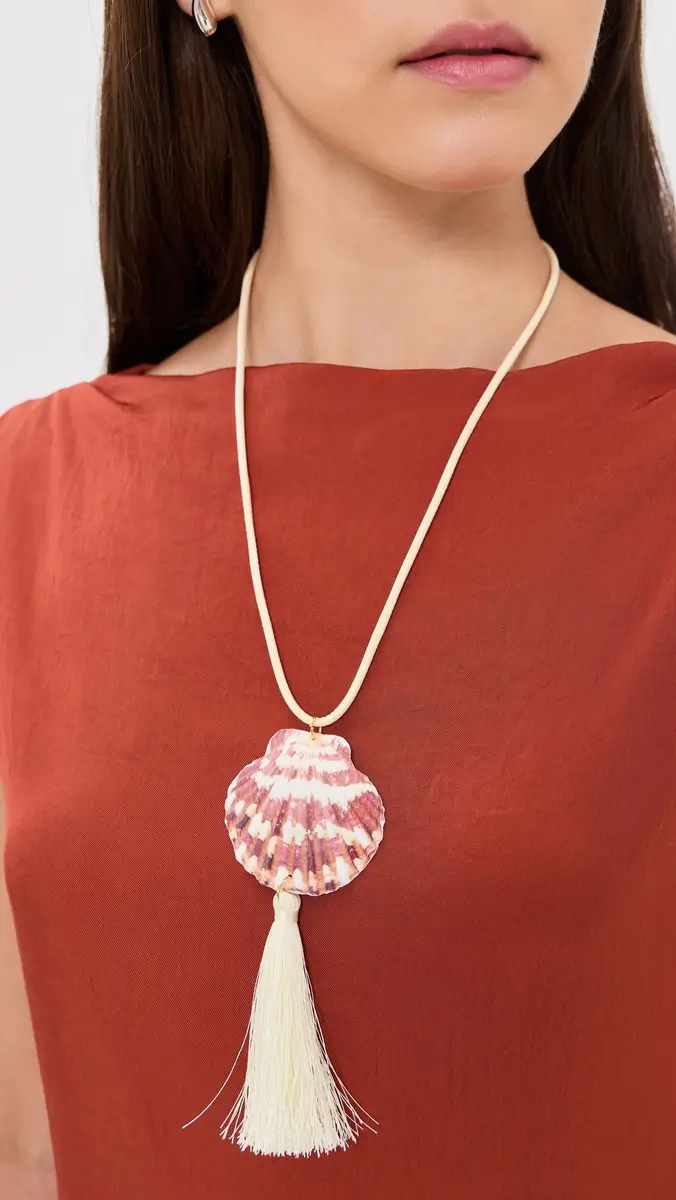 Logan Tay Scallop Shell Tassel Necklace | Thumbnail 3 Logan Tay Scallop Shell Tassel Necklace | Thumbnail 3