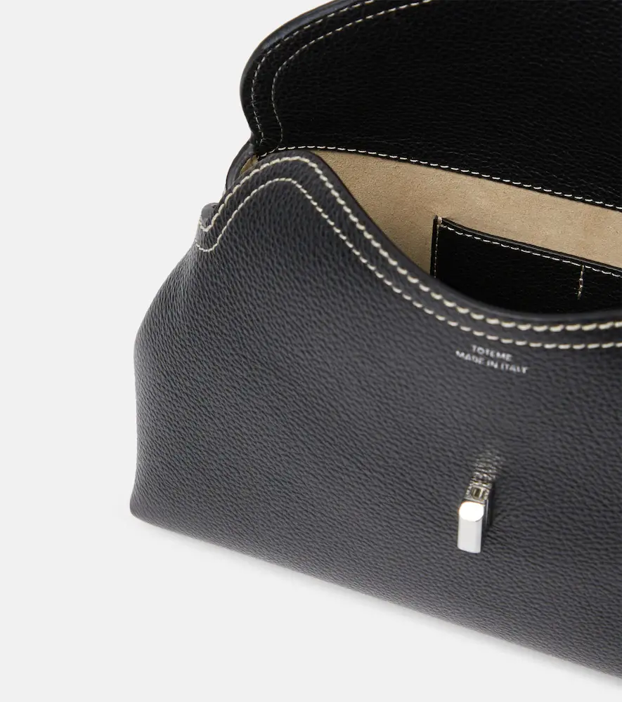 TOTEME T-Lock Small leather clutch | Thumbnail 3 TOTEME T-Lock Small leather clutch | Thumbnail 3