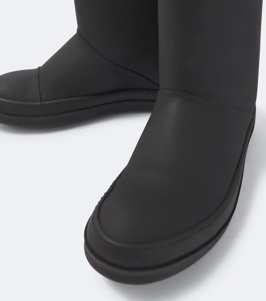 Rick Owens DRKSHDW Sneakwaders rain boots | Thumbnail 6 Rick Owens DRKSHDW Sneakwaders rain boots | Thumbnail 6