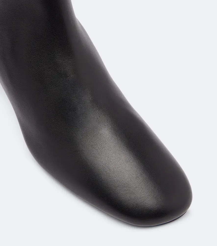 TOTEME Leather ankle boots | Thumbnail 4